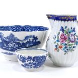 3 pieces of early Worcester/Caughley china, comprising a transfer printed bowl, diameter 15cm, a