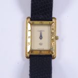GUCCI - a lady's gold plated 4200L quartz wristwatch, champagne dial with Roman numeral hour