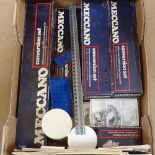 A collection of Meccano, mainly in original boxes (a boxful)