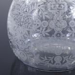 BACCARAT - etched glass decanter with matching fan-shaped stopper, etched signature, height 22cm