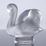 LALIQUE - frosted glass swan, engraved signature, height 5cm Perfect condition