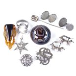 Various jewellery, including memorial stickpin, banded agate brooch, silver cufflinks etc Lot sold