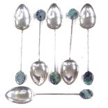 A set of 6 Hong Kong silver and jade-tipped teaspoons, teaspoon length 10.5cm Good overall