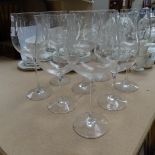 A set of 8 red wine goblets, 24cm