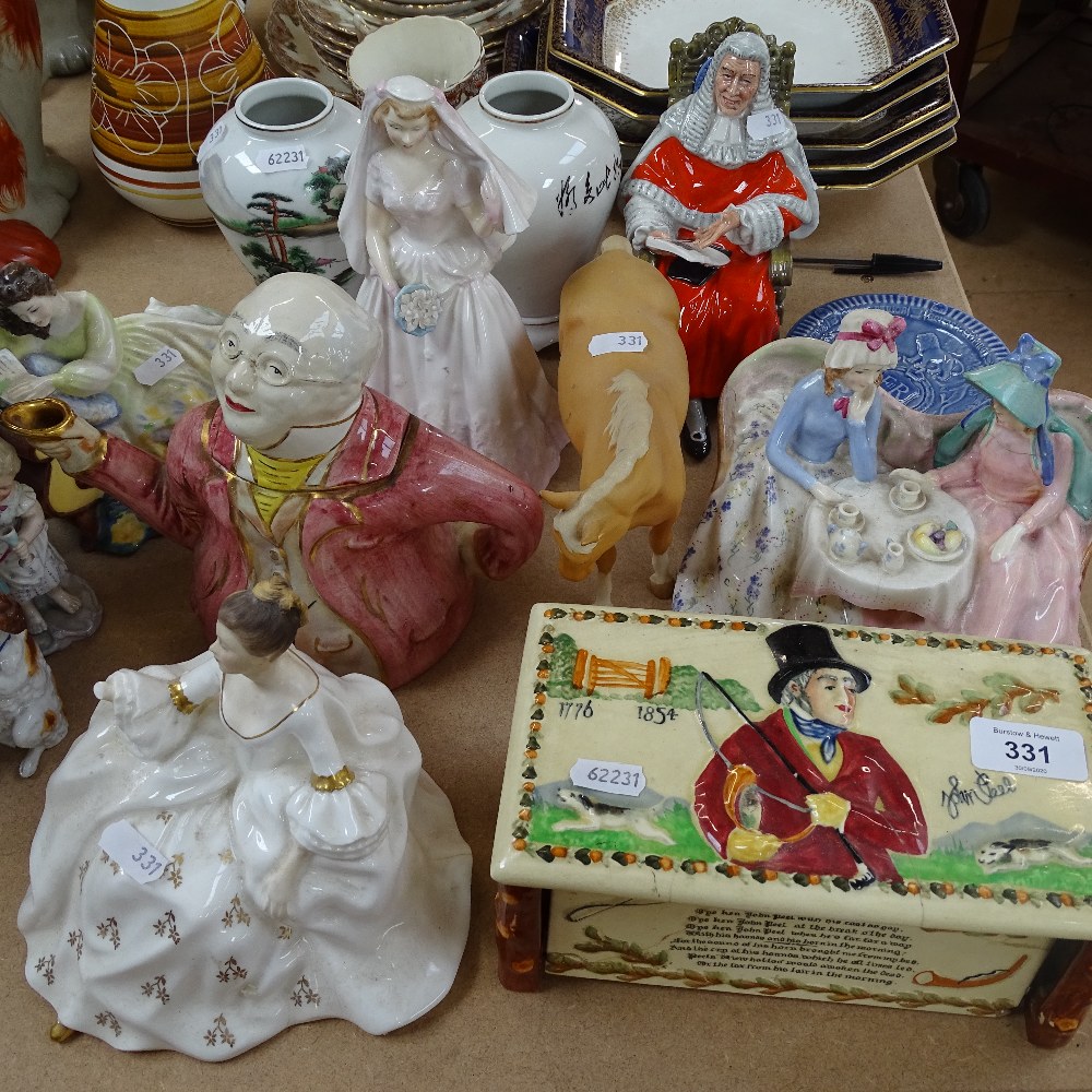 Royal Doulton figures, Crown Devon John Peel box, and other ornaments (mostly A/F)