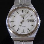 SEIKO 5 - a Vintage stainless steel automatic wristwatch, ref. 6309-8960, silvered dial with baton