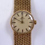 OMEGA - a Vintage lady's 9ct gold mechanical wristwatch, circa 1970s, champagne dial with baton hour