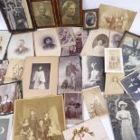 Various Victorian and Edwardian photographs and greeting cards