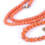 2 coral bead necklaces (36g)
