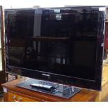 Samsung 36" flat screen television with remote, GWO