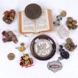 Various collectables, including plaques, military buttons, plaster cameo etc