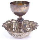 A small German silver goblet and a Continental silver shell dish, goblet height 10.5cm, 4oz total (