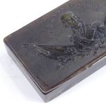 A 19th century French commemorative horn snuff/tobacco box, relief moulded lid depicting Prince De