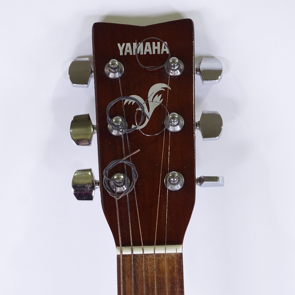 Yamaha F310 acoustic guitar Very good condition - Image 3 of 5