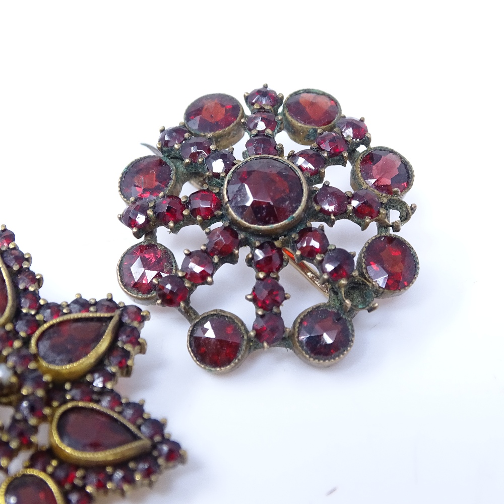 2 Victorian gilt metal garnet cluster brooches, one set with split pearls and rose-cut garnets, - Image 3 of 5