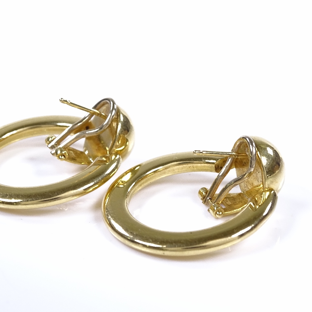A pair of 18ct gold swivel hoop earrings, earring height 32.3mm, 11.2g Very good overall - Image 4 of 4
