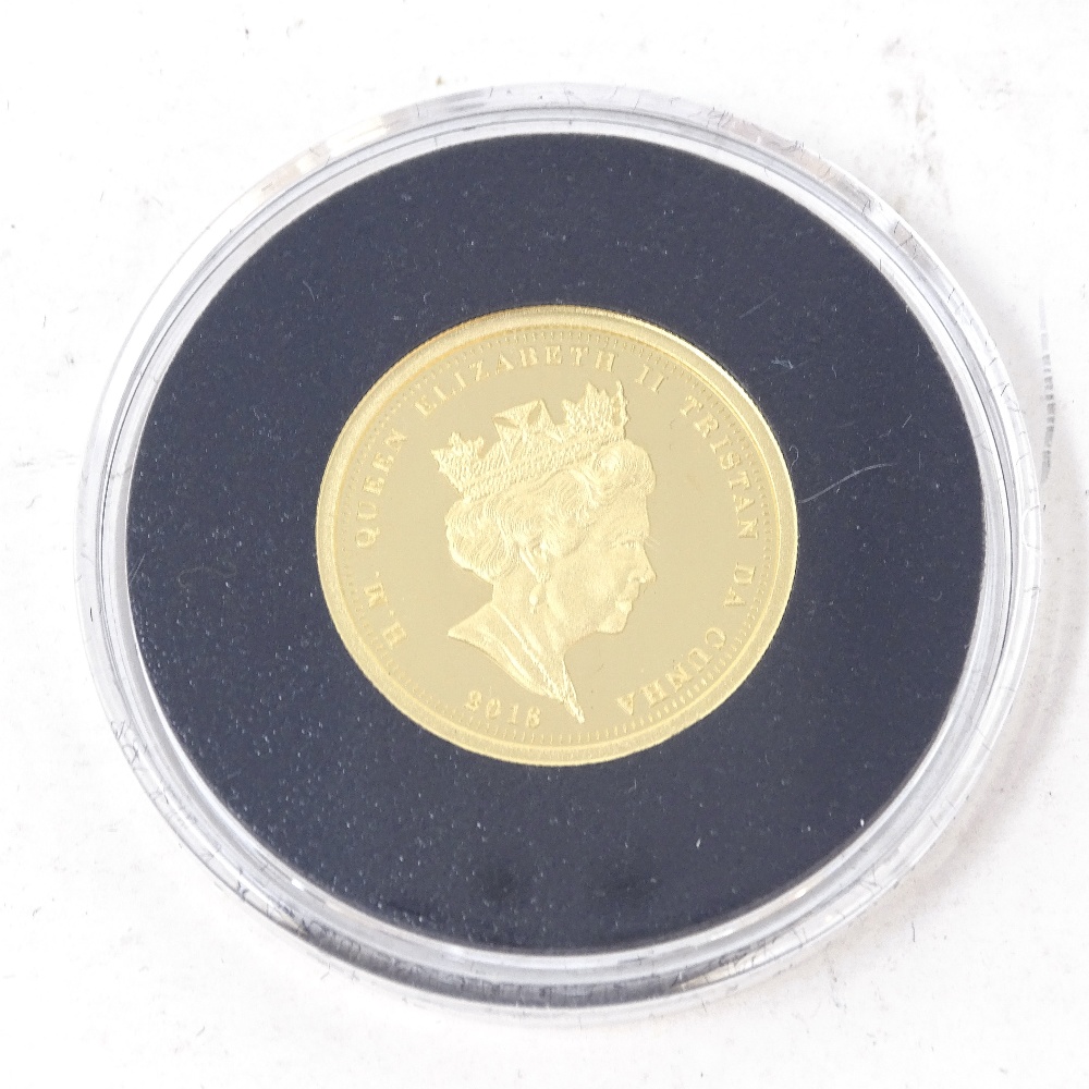 A Centenary of World War I 22ct gold proof £1 coin by The Jubliee Mint, reverse depicting War - Image 2 of 5