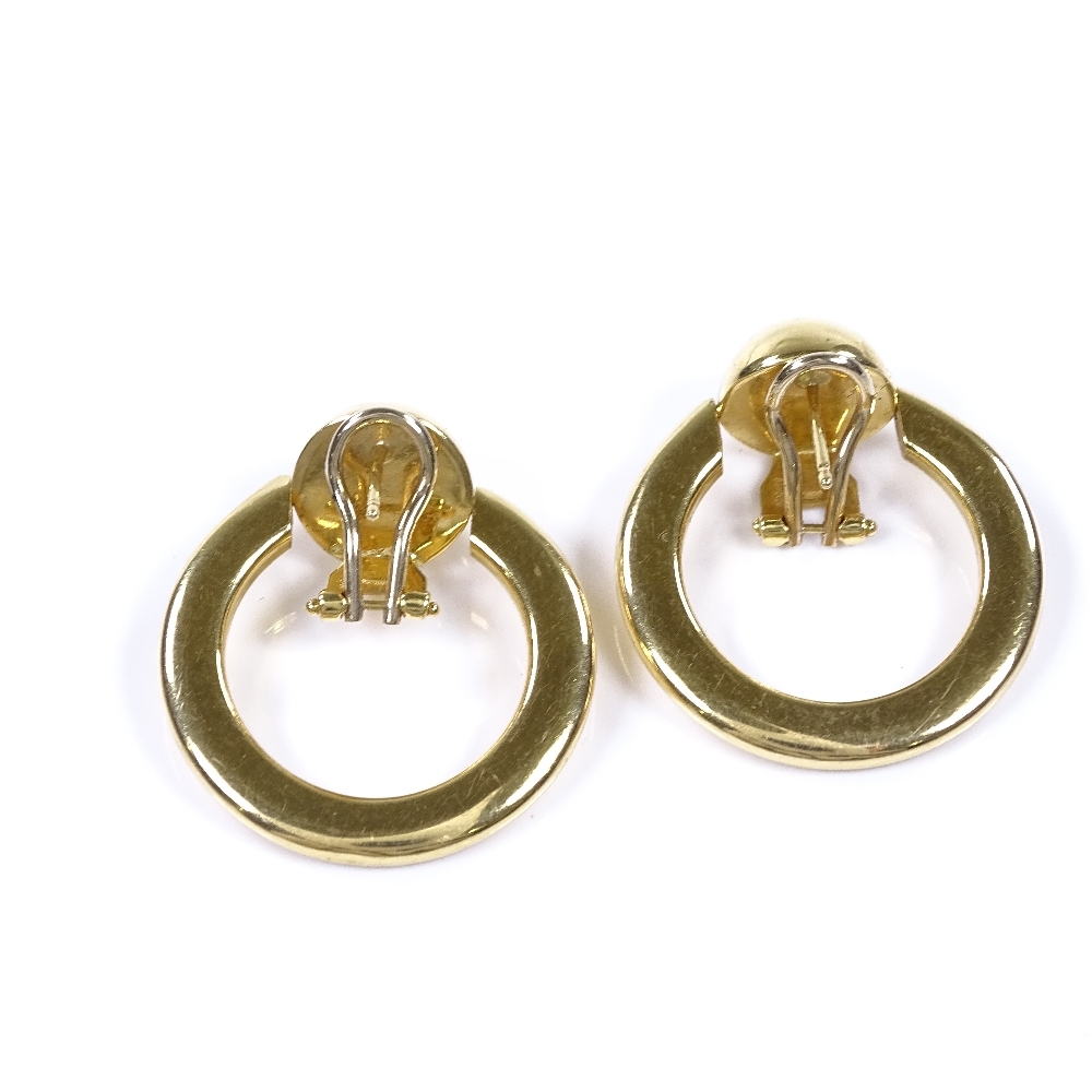 A pair of 18ct gold swivel hoop earrings, earring height 32.3mm, 11.2g Very good overall - Image 3 of 4