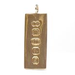 A 1979 9ct gold ingot pendant, maker's marks LW, pendant height 46.3mm, 15.5g Very good overall