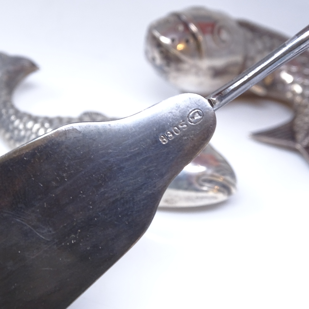 A pair of Thorvald Mathinsen Norwegian cake tongs, Tostrup novelty fish pepperette, sterling fish - Image 4 of 4