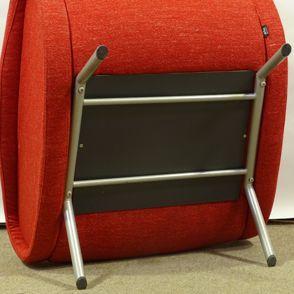 MARCO ZANUSO FOR ARFLEX - a late 20th Century Italian Lady lounge chair, red upholstery with steel - Image 4 of 5