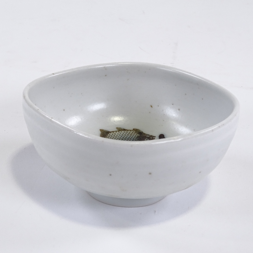 NILS THORSSON FOR ROYAL COPENHAGEN - a Mid-Century Danish pottery Diana Series bowl, rounded - Image 5 of 5