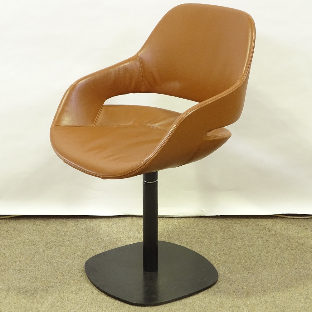 ORA-ITO FOR ZANOTTA - a modernist Eva pedestal swivel chair, brown leather upholstery with varnished