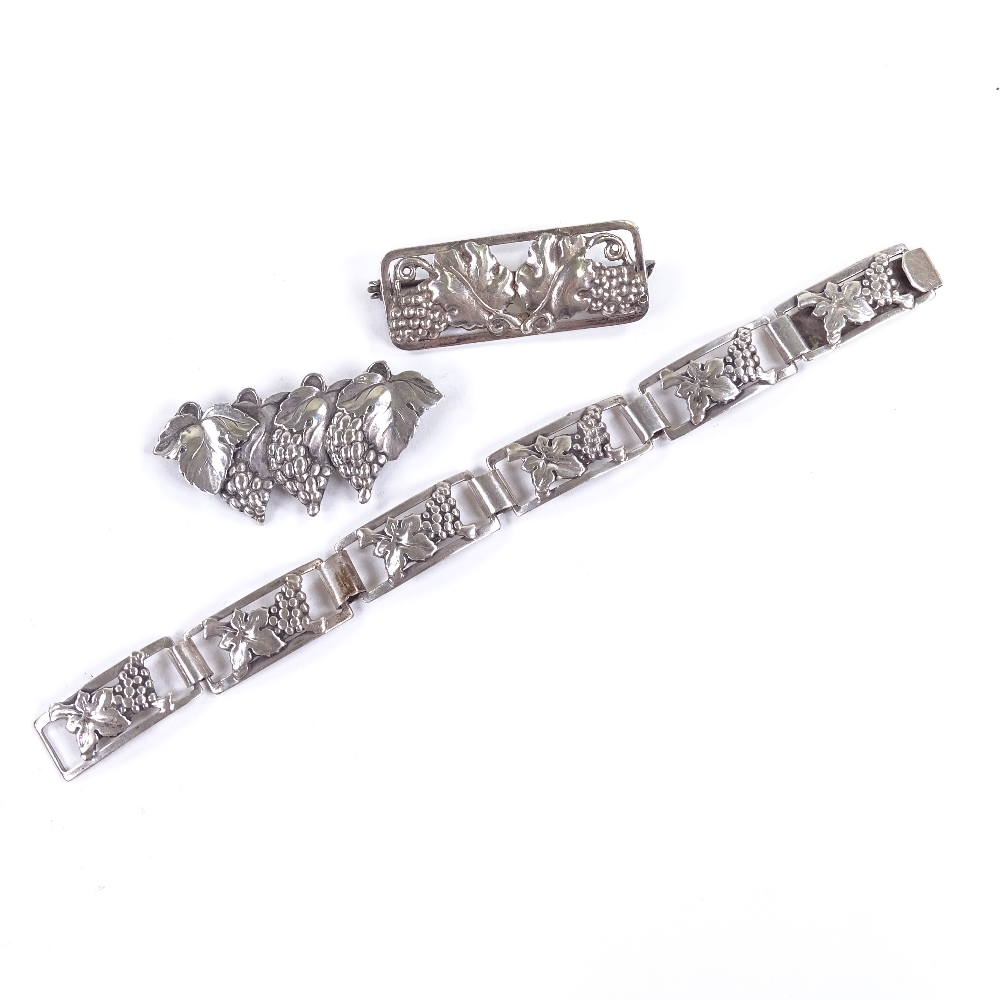 CHRISTIAN VEILSKOV - 2 Vintage Danish stylised silver Grapevine brooches, largest length 47mm, and - Image 2 of 5