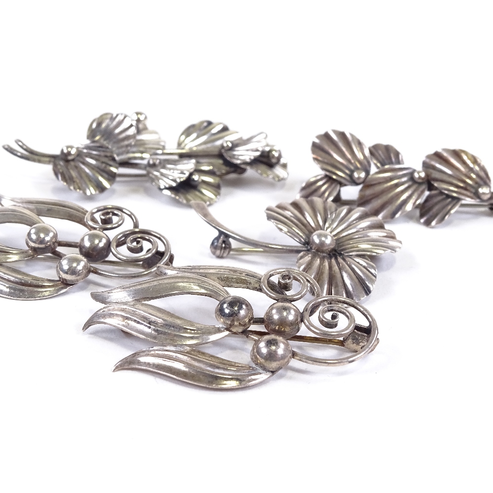 HERMANN SIERSBOL - 5 Vintage Danish modernist stylised silver floral brooches, maker's marks HS, - Image 4 of 5