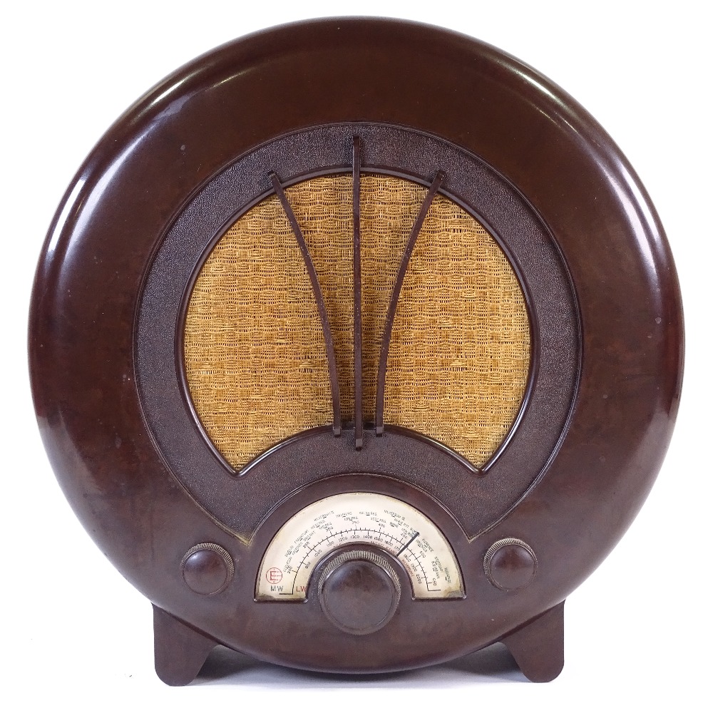 An EKCO model AD75 Bakelite radio, 1940, designed by Wells Coates for E K Cole Ltd, height 14.5"