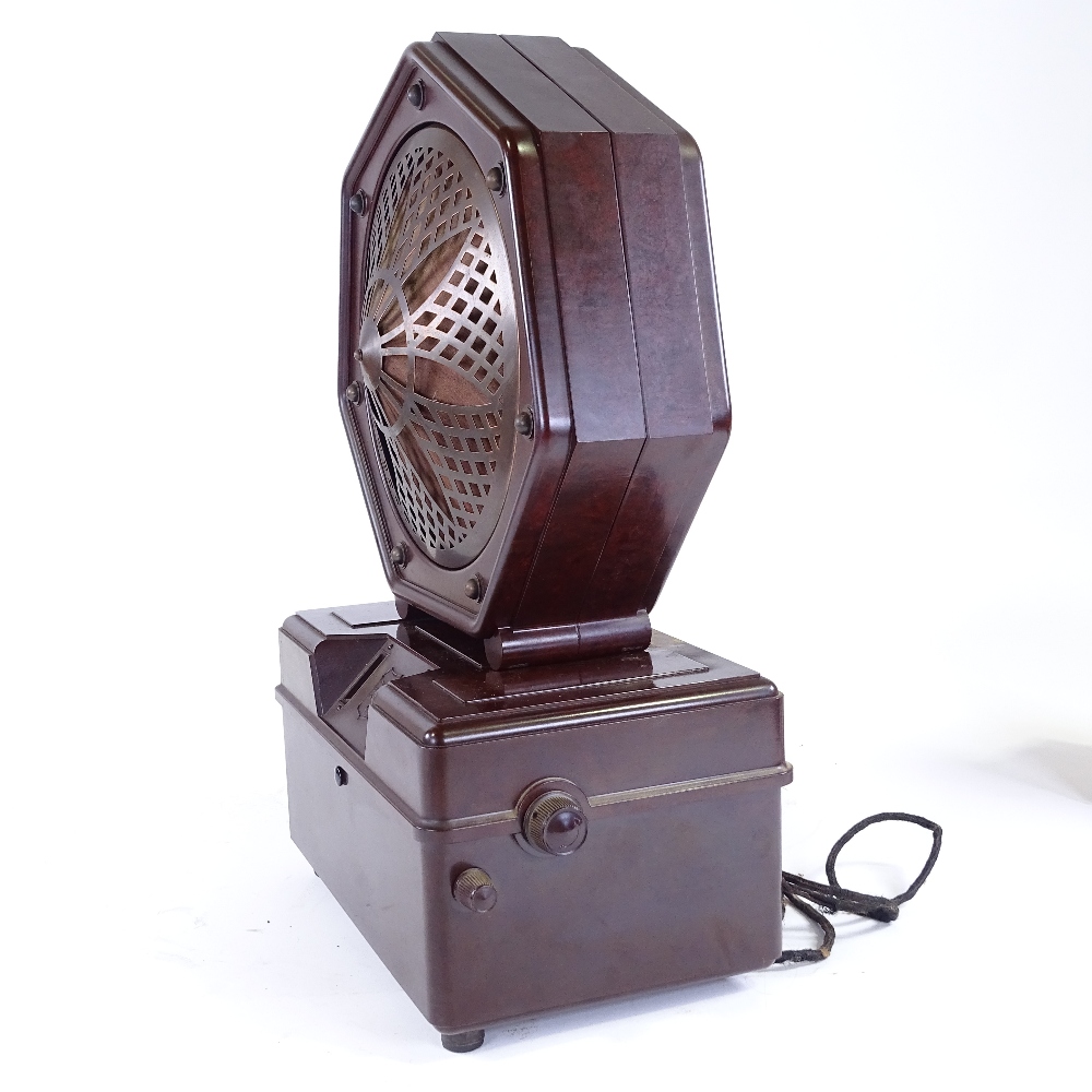 Philips Bakelite-cased radio model 2531, with matching Bakelite speaker, speaker height 14", box - Image 4 of 4