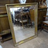 A 19th century Venetian gilt-framed wall mirror, 78cm x 115cm