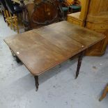 A Georgian mahogany drop leaf table, W106cm, H73cm