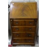 A small reproduction bureau of narrow size, W50cm, H100cm