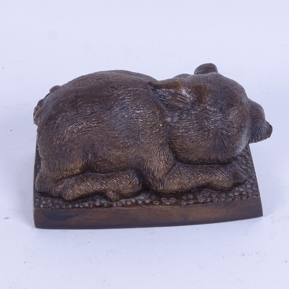 After Mene, bronzed spelter sculpture, pig, signed, length 14cm - Image 2 of 2