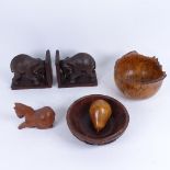 A group of carved wood items, including pair of elephant bookends, a rootwood fruit bowl etc (6)