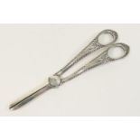 Pair of George V silver grape shears, by Walker & Hall, Sheffield 1913, 19cm, weight approx. 129g (