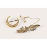 Late Victorian crescent brooch, set with graduated pearls in unmarked yellow metal, 24mm; also a