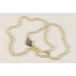 Victorian pearl necklace, set with 83 uniformly sized pearls, the largest being approx. 2 metric