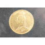 Victorian sovereign, 1891, Jubilee head (EF), weight approx. 8g, in presentation case,