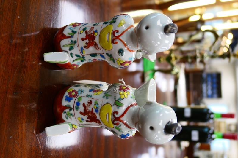 Pair of Chinese porcelain incense burners, 19th Century, modelled as boys kneeling and supporting - Image 10 of 10