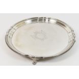 George V silver card tray, by Roberts & Belk, Sheffield 1926, circular form engraved with a vacant