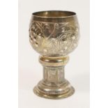 Edwardian silver chalice, Chester 1901, in Arts and Crafts style, the U-shaped bowl decorated with