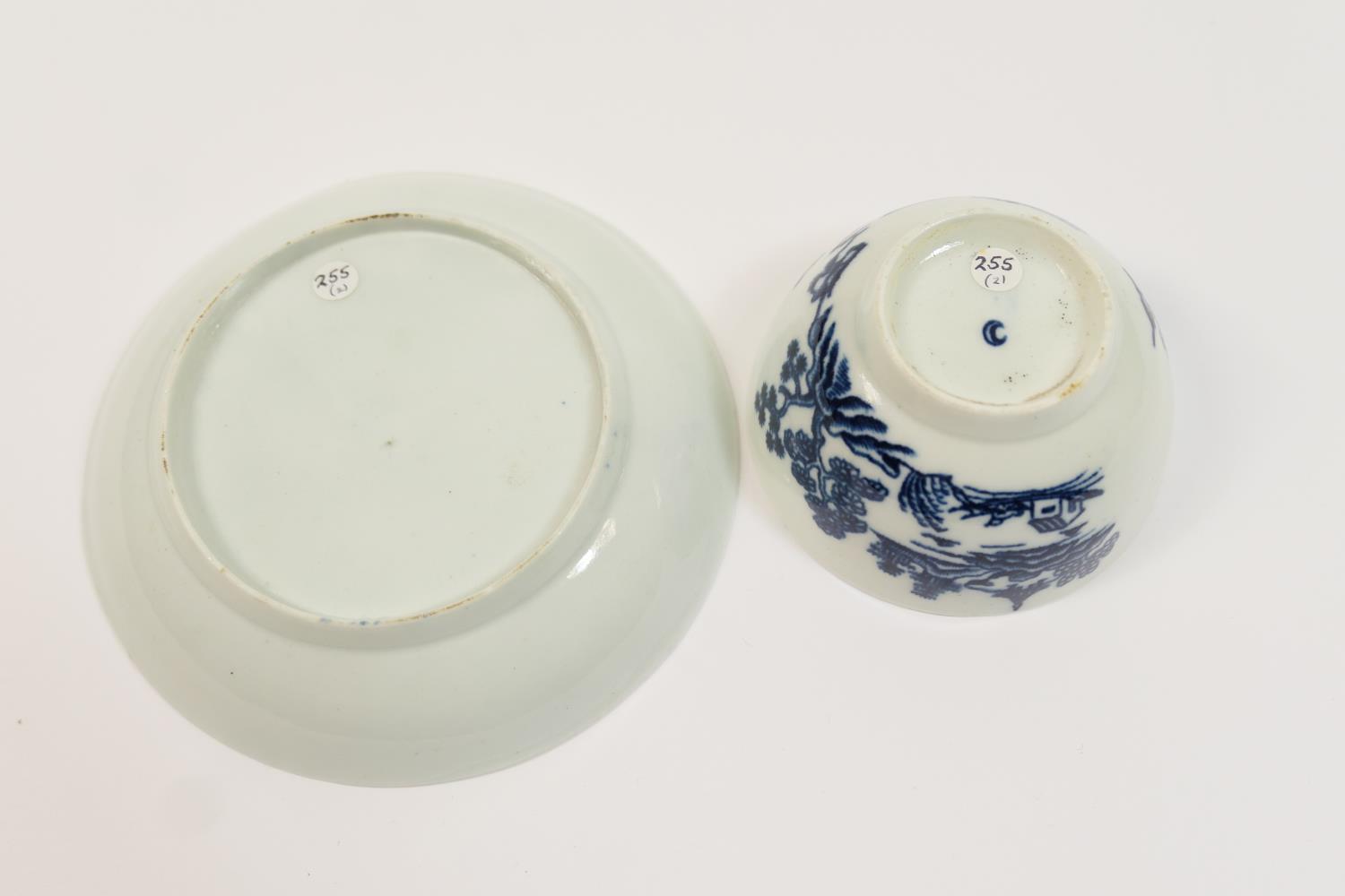 Worcester blue and white printed tea bowl and saucer, circa 1770, decorated with the Man in the - Image 2 of 2