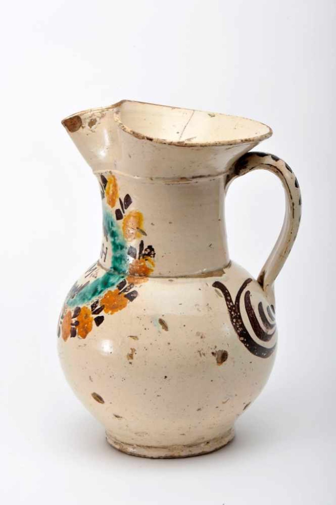 A PitcherA Pitcher, Coimbra faience known as “Ratinho”, polychrome decoration "Flowers" and VINOH - Bild 2 aus 2