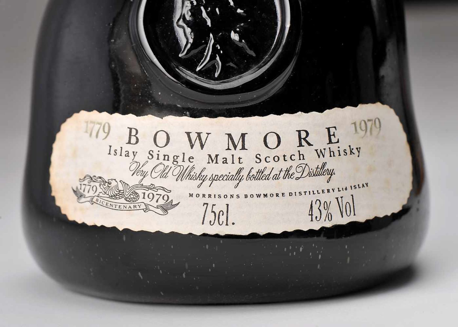 Bottle of Bowmore Islay Single Malt Scotch Whiskey, commemorative edition of the Bicentenary of the - Image 3 of 8