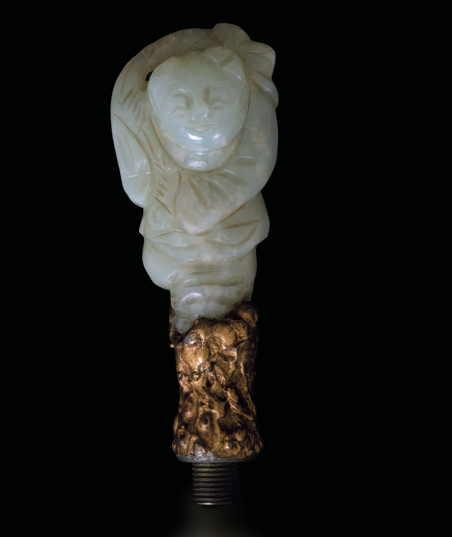 A carved jade figure, China, Qing Dynasty, 1800s - H 9cm -