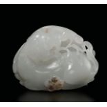 A white jade group, China, Qing Dynasty, 1700s - 4cm -