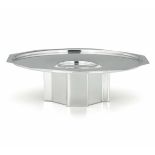 A silver stand, Italy, 1900s, C. Scarpa - A silver centrepiece. 1020gr, 31x9.5cm -