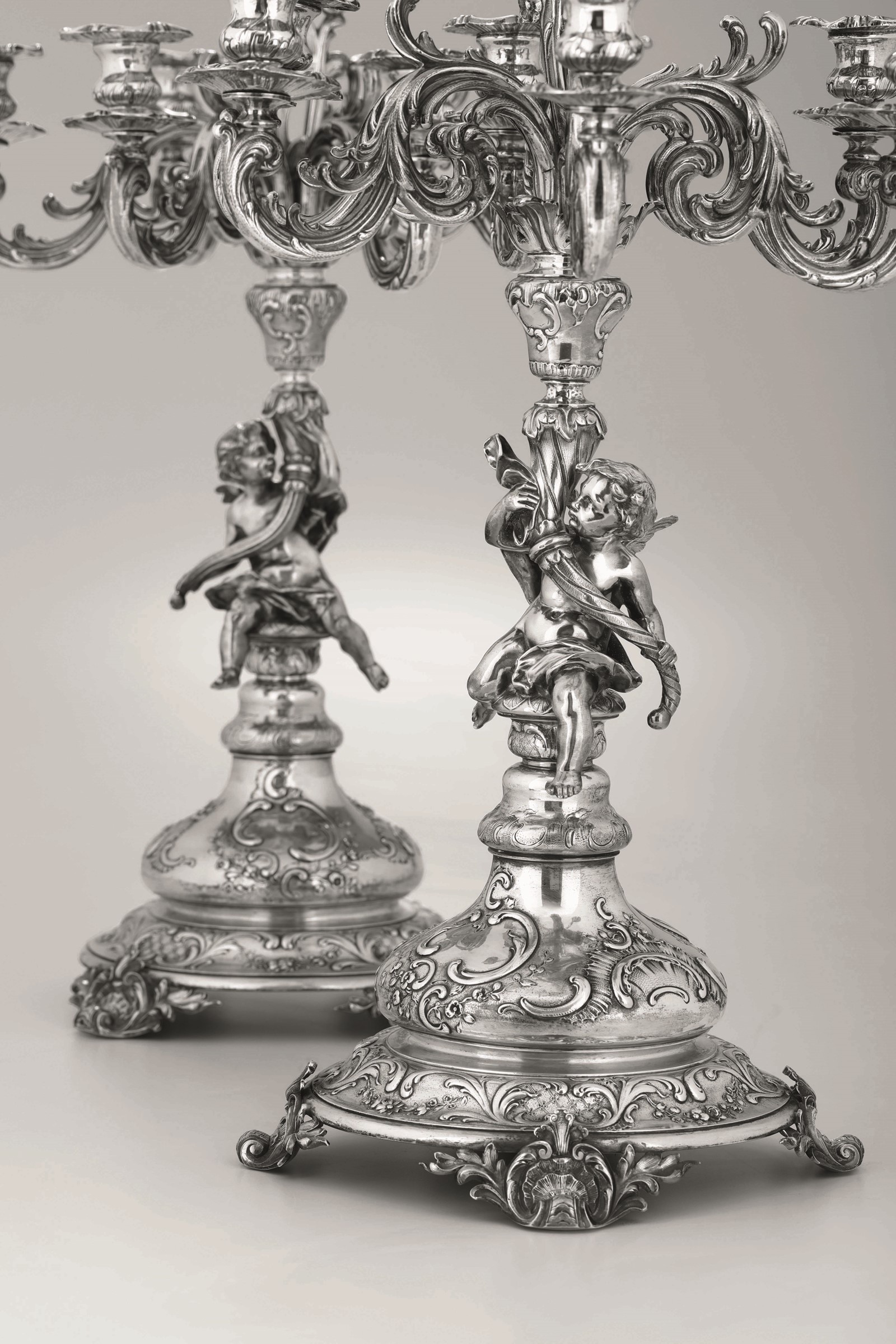 Two silver candle holders, Vienna 1867/1922 - Silversmith VMS (unidentified). Molten [...] - Image 4 of 7